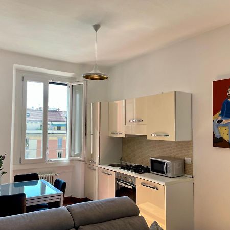The Painting Apartment. A Central And Lovely Apartment In Милан Экстерьер фото